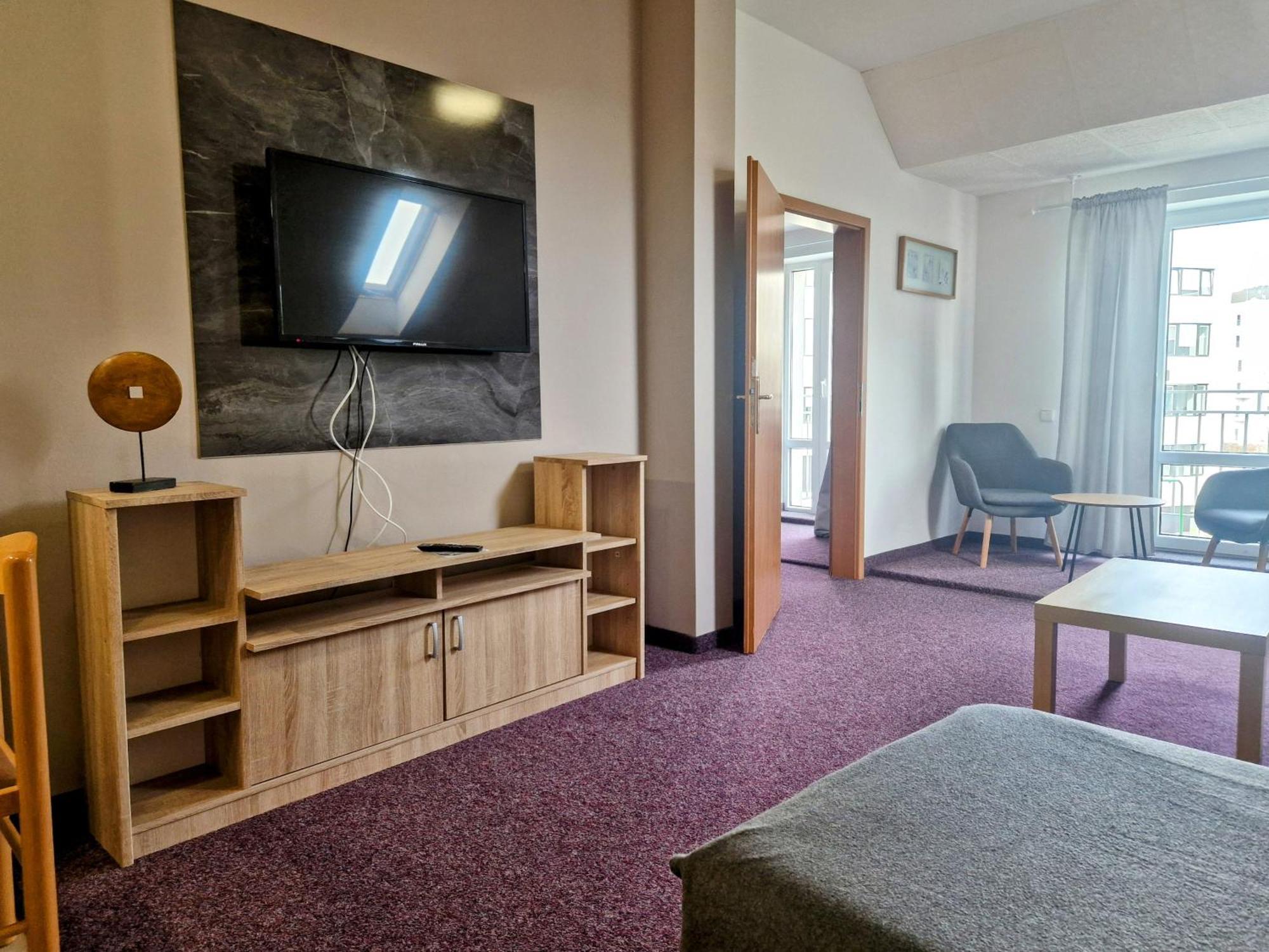 Family Hotel Maxim Beroun  Exterior foto